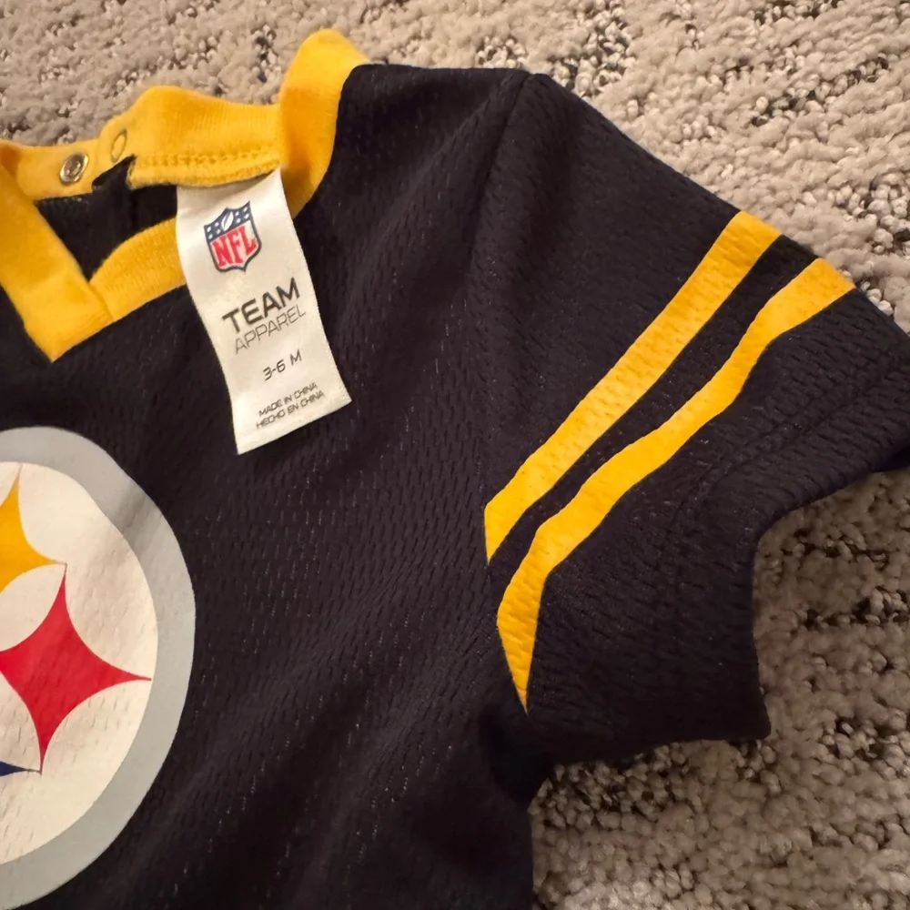NFL Black and Yellow Diaper Cover Set